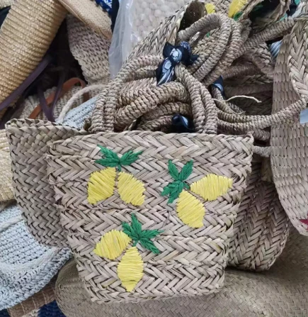 Lille broderi halm håndtaske